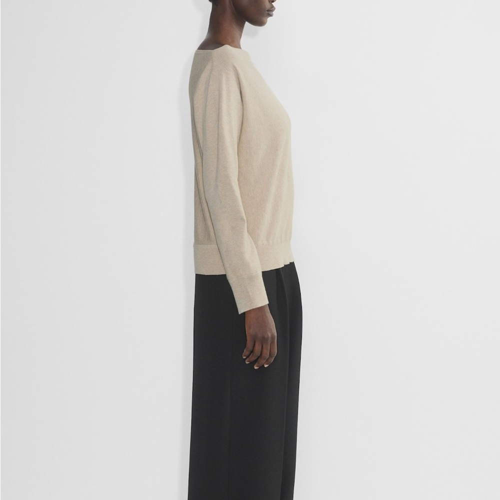 Aritzia Inspiration Sweater - Picture 3 of 5